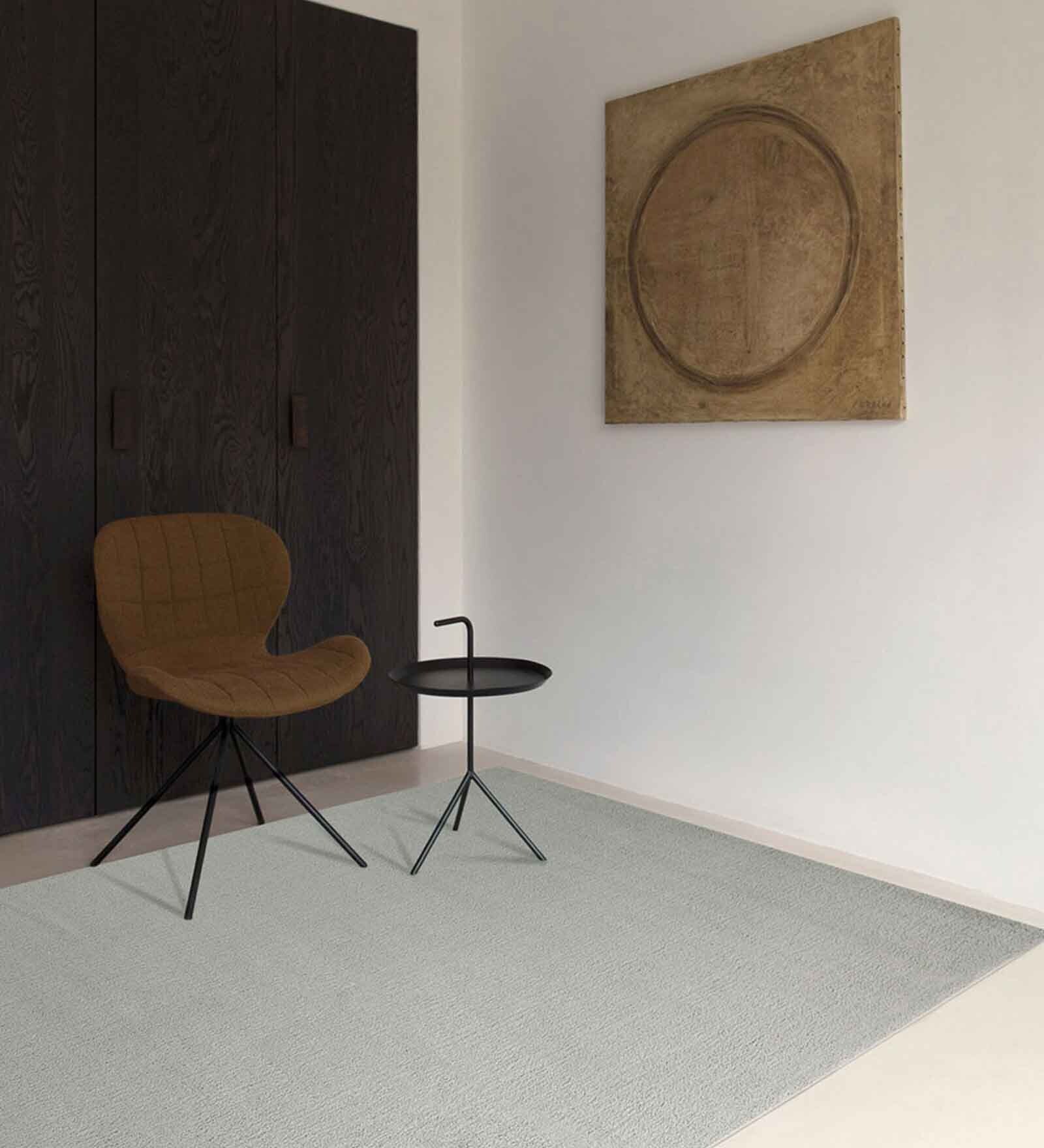 Grey Solid Polyester 4 ft x 6 ft Machine Made Carpet