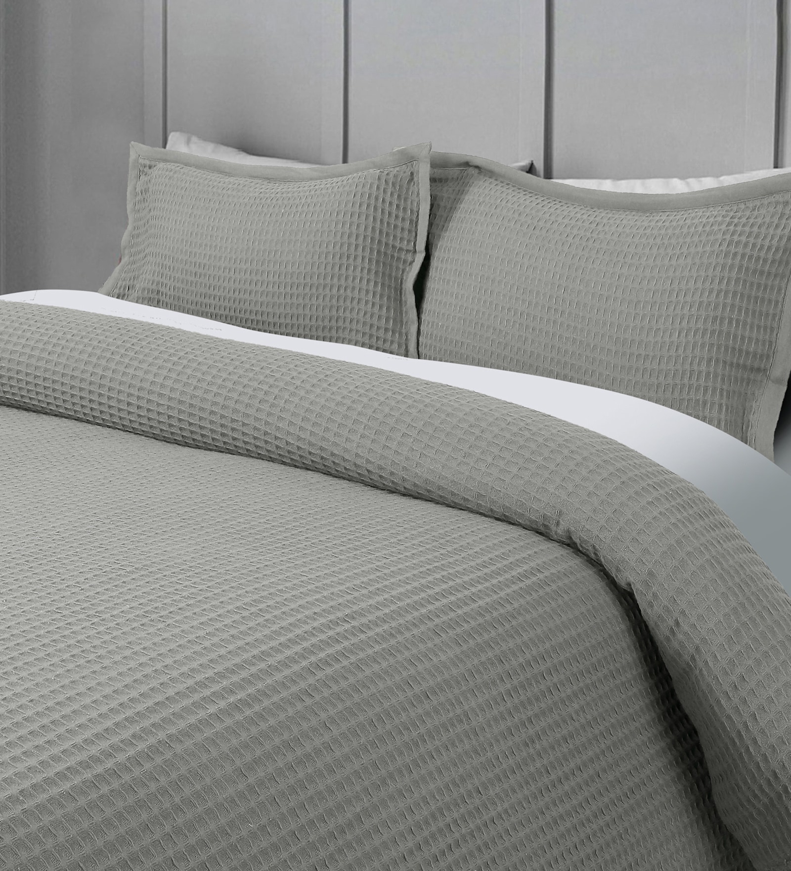Grey Solid TC 120 Cotton Double Queen Bedcover With 2 Pillow Covers