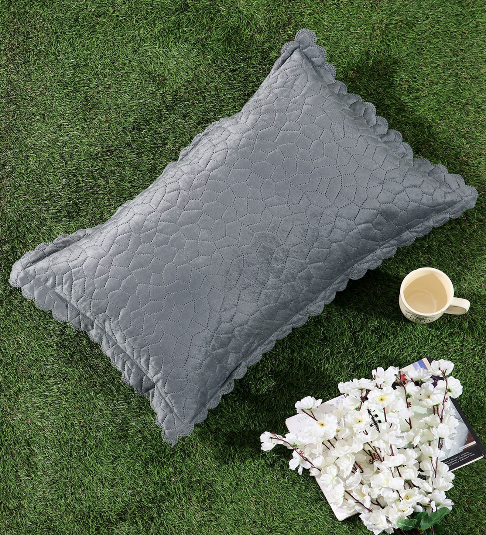 Grey Solid Velvet 27x18 Inches Pillow Cover (1Pc)