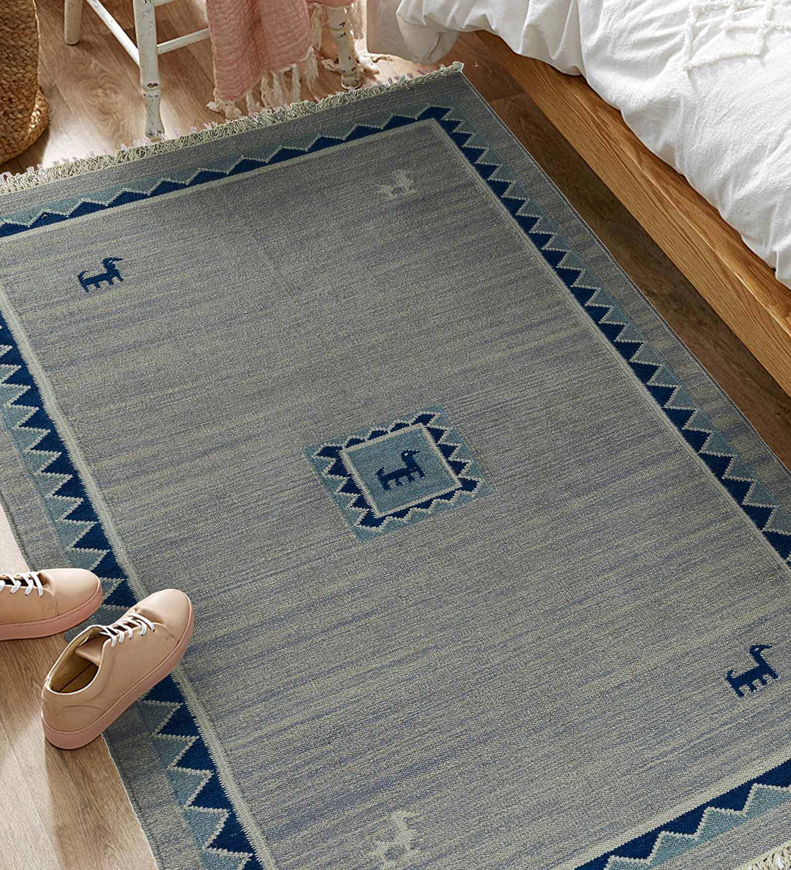Grey Wool & Cotton Hand Woven 4 X 4 Feet Dhurrie