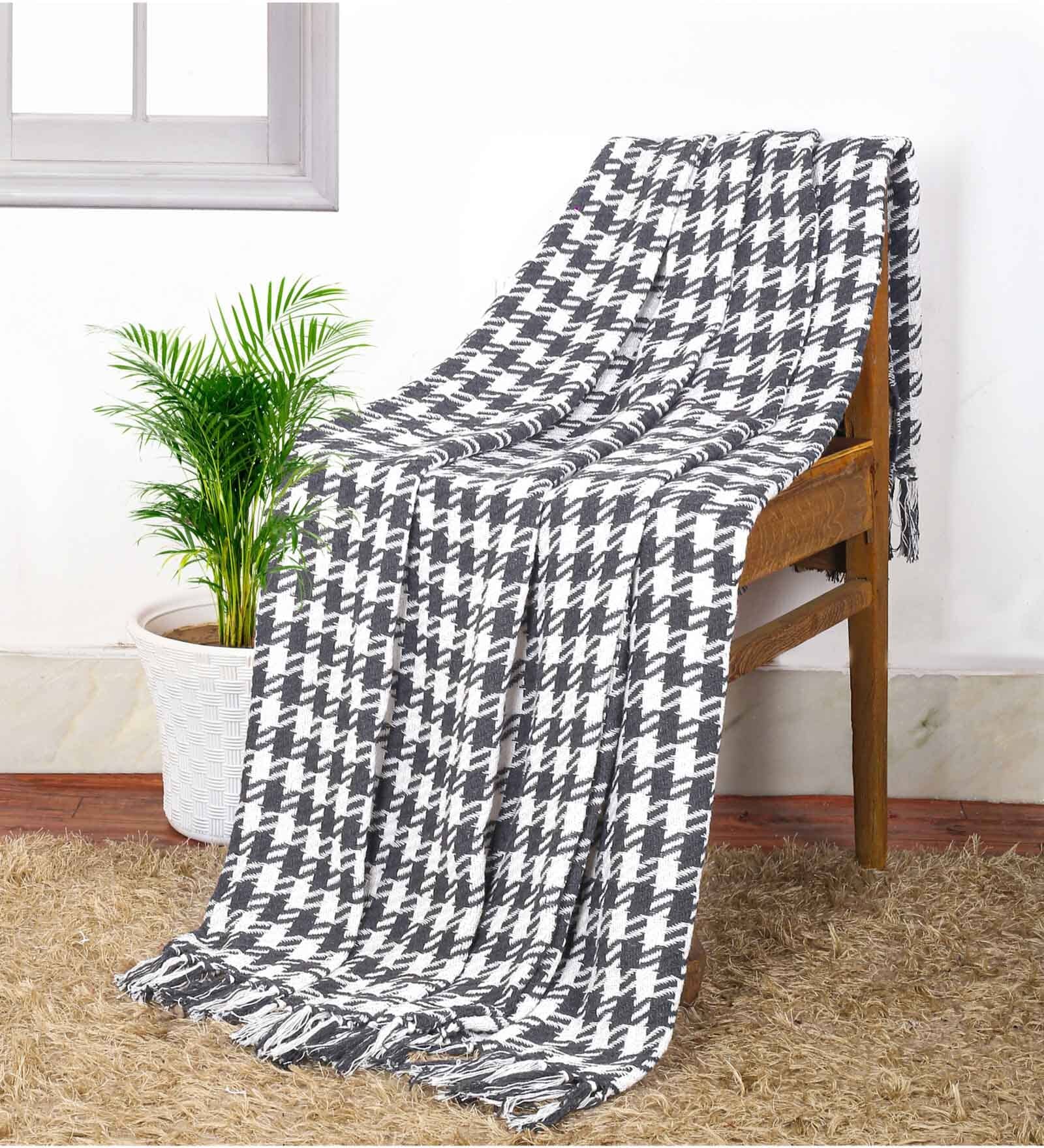 Grey Woven Cotton Checkered 50X60 Inches Throw