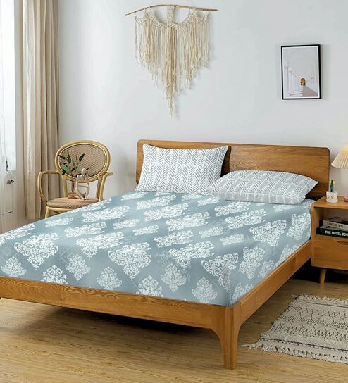 Green & White Glace Cotton Printed Elastic Fitted King Bedsheet With 2 Pillow Covers