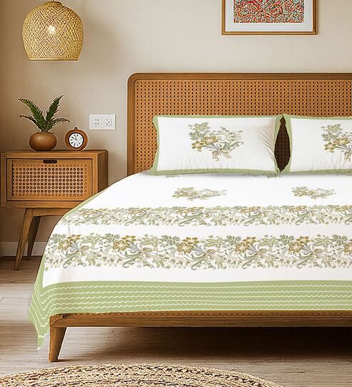 Green Floral 200 TC Cotton Double Bedsheet with 2 Pillow Covers