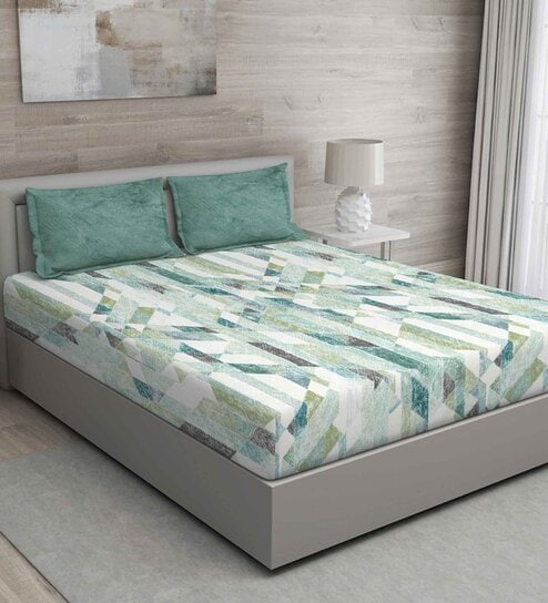 Green Abstract 150 TC Cotton Queen Sized Bed Sheets with 2 Pillow Covers by GM Fabrics