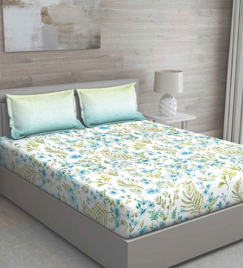 Green Geometric 150 TC Cotton Queen Sized Bed Sheets with 2 Pillow Covers by GM Fabrics