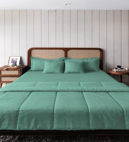 Green Microfiber Chevron 150 GSM Double Bed Comforter