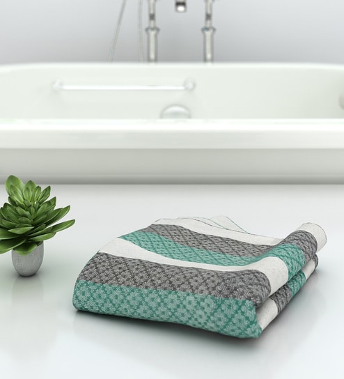 Green Modern Checks 210 GSM 100% Cotton Bath Towel