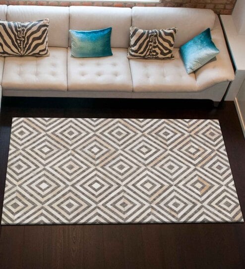 Grey & Beige Hair On Leather Geometrical Hand Woven 4X6ft   Carpet