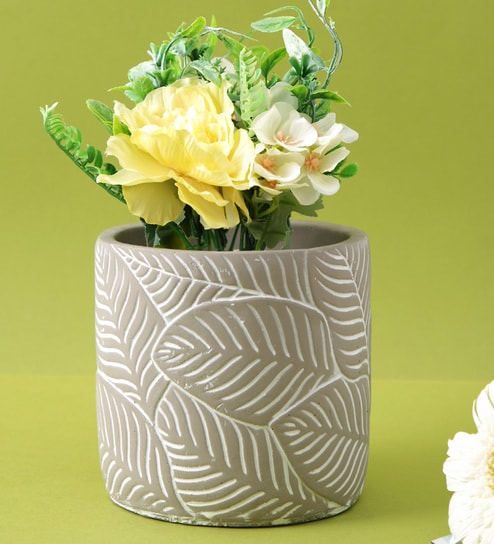 Grey Ceramic Desk Pot by Tayhaa