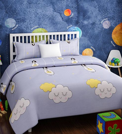 Grey Cotton Kids Bulb Clouds Print Bedsheet Set By Urban Dream