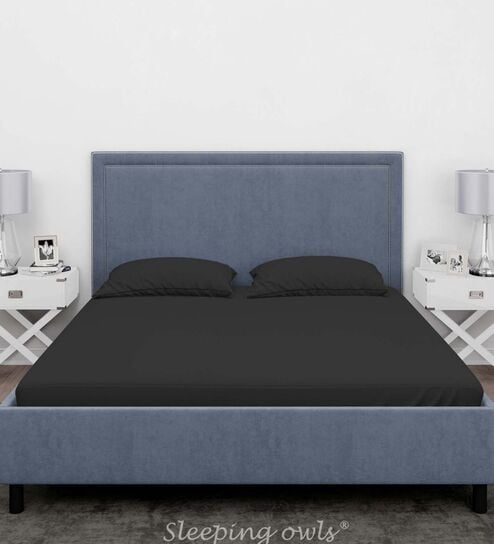 Black Cotton Solid Finest 300TC Plain Super King Bedsheet with 2 Pillow Covers