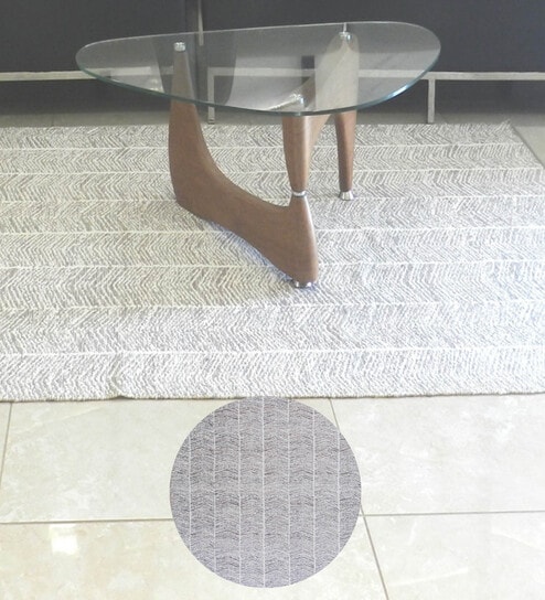 Grey Geometrical Cotton 8X5 Feet Hand Woven Carpet