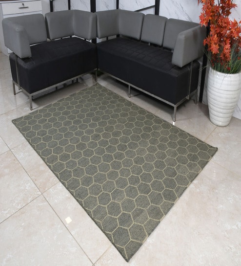 Grey Geometrical Wool 8X5 Feet Hand Woven Carpet