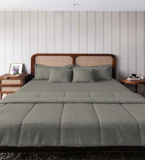 Grey Microfiber Chevron 150 GSM Double Bed Comforter