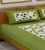 Green Floral 120 TC Cotton Queen Sized Bedsheet with 2 Pillow Cover