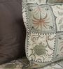 Green Stylized Floral Motifs 210 TC 100% Cotton Superking Bedsheet with 2 Pillow Covers