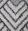 Ivory Geometric Freize 5 X 7 ft Machine -Made Carpet