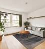 Grey Abstract Wool and Cotton 4 ft x 6 ft Hand tufted Carpet