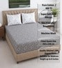 Grey Geometric 400 TC Cotton Queen Size Fitted Bedsheet With 2 Pillow Covers