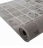 Grey Geometric PP Heatset & Shrink Polyester 6 x 9 Feet  Machine -Made Carpet