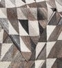 Grey Geometrical Wool and Cotton 5 ft x 7 ft Hand Woven Carpet