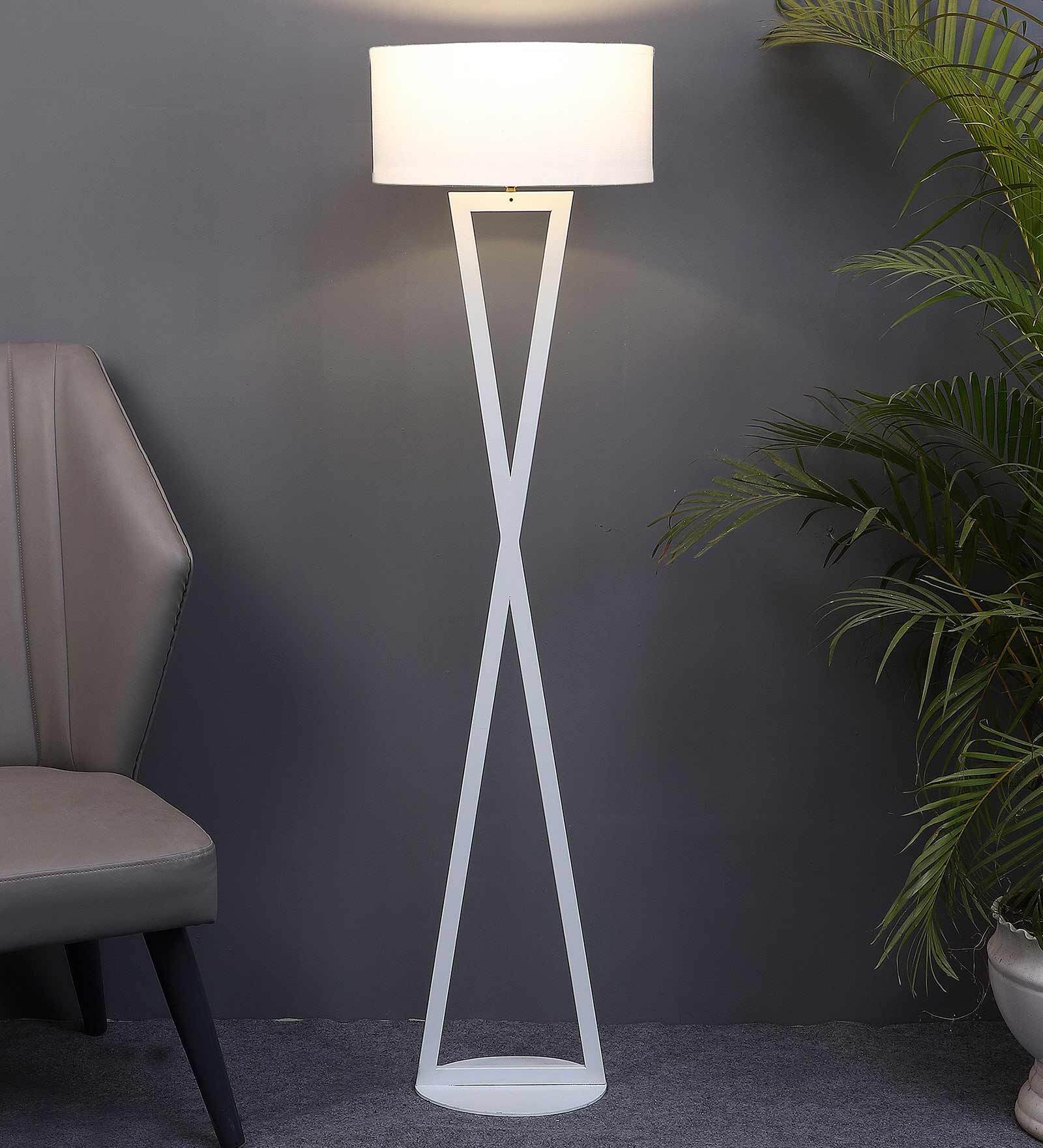 Hamptons White Metal Shade Club Floor Lamp With Metal Base