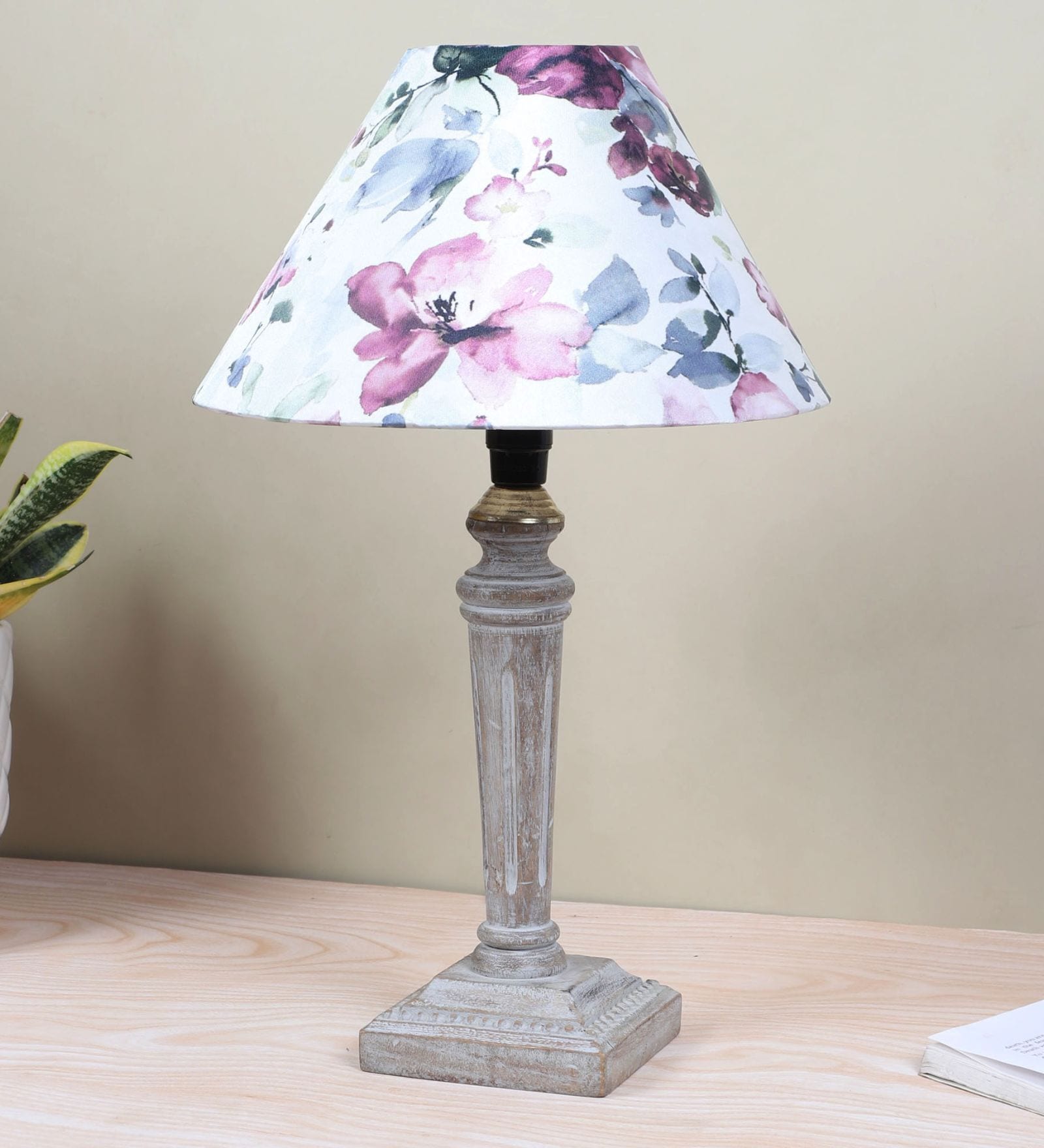 Hand Carved Equine Mangowood Table Lamp With Cobra Saffron Print Satin Shade