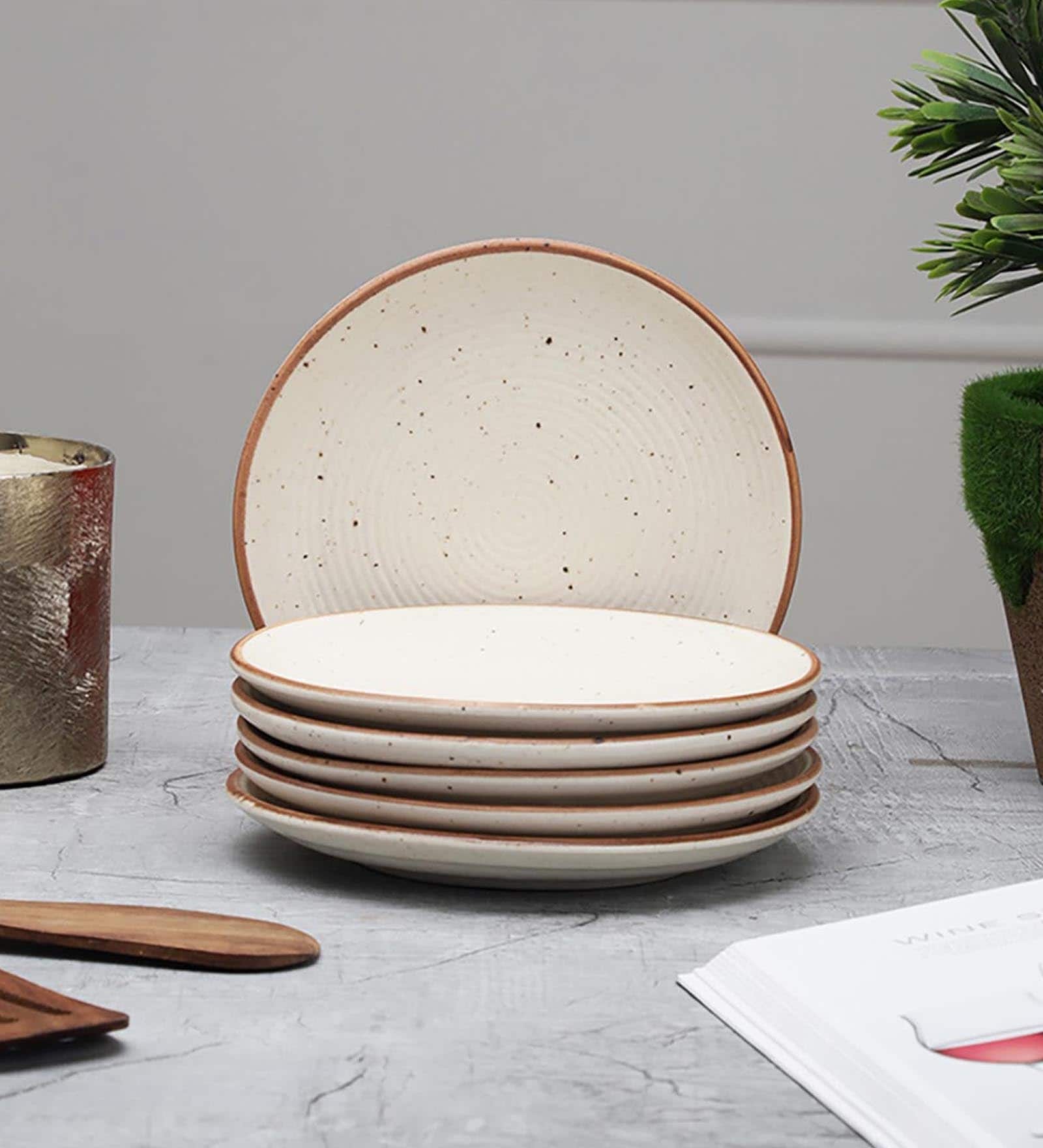 Handcrafted Ribbed 7 Inch White Ceramic (Set of 6) Quarter Plate