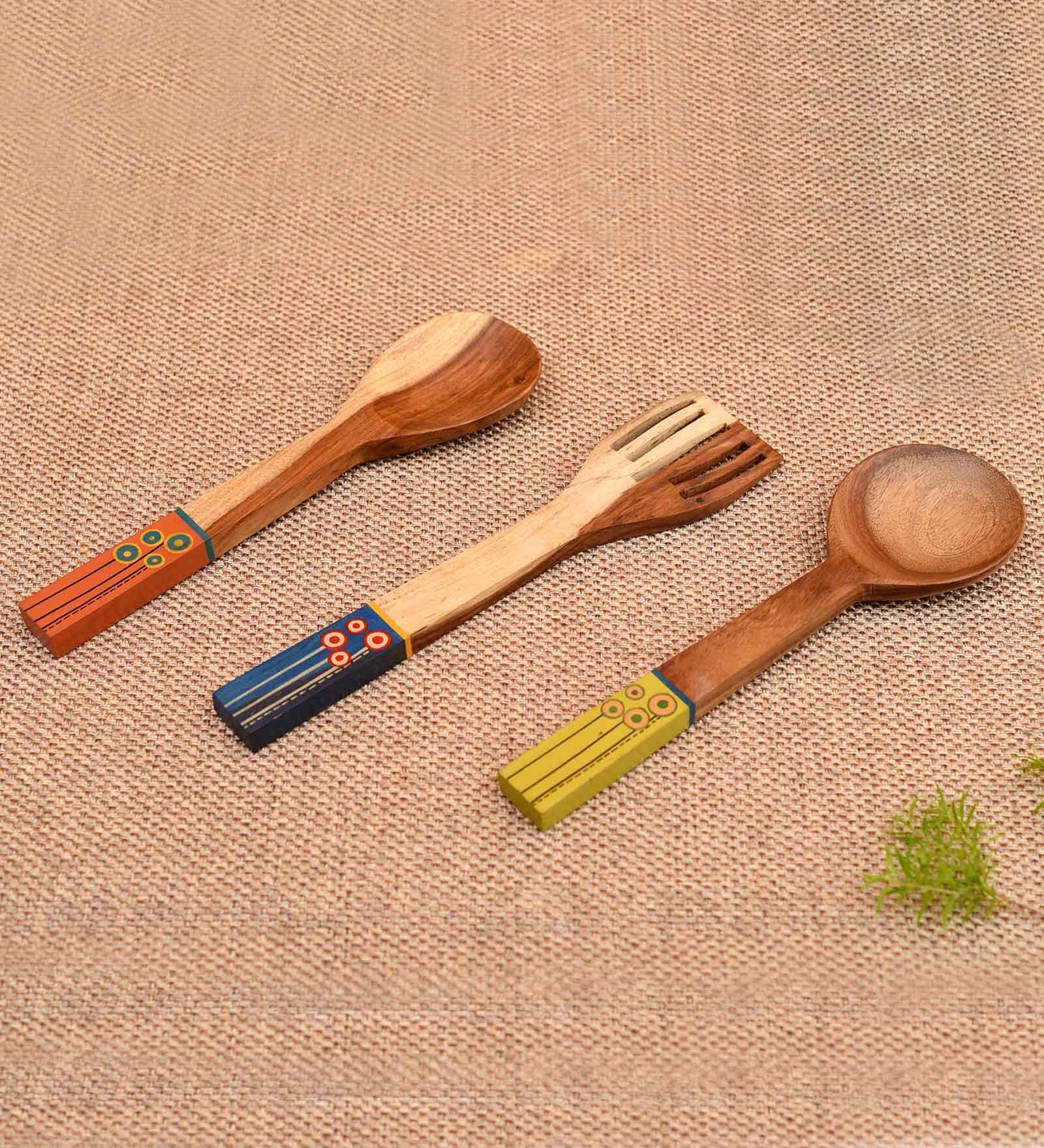 Handcrafted Natural Brown  Mango Wood (Set of 3) Ladles