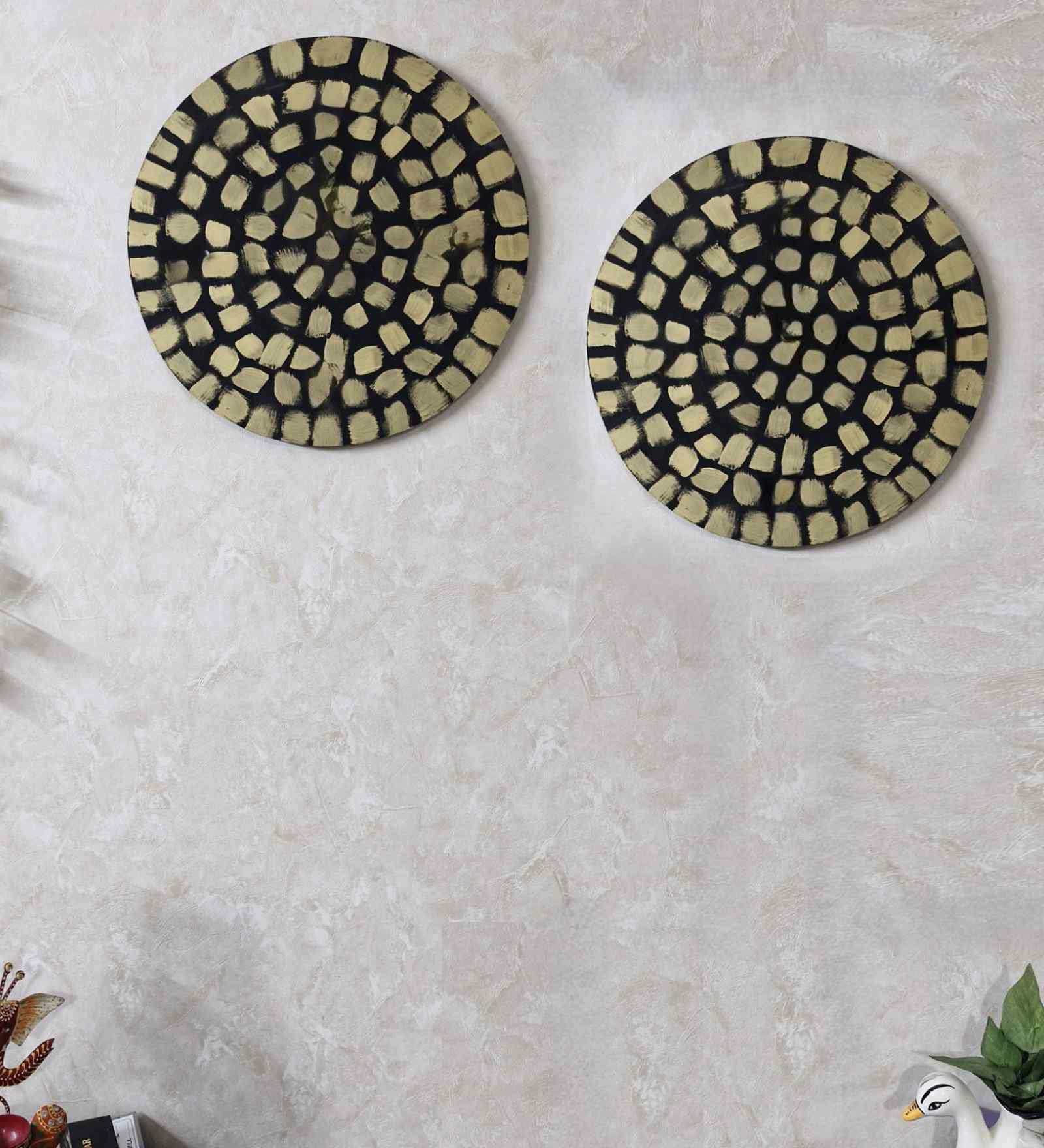 Handmade Black Colour 15 Inch Wall Art In Mosaic Design (Set Of 2)