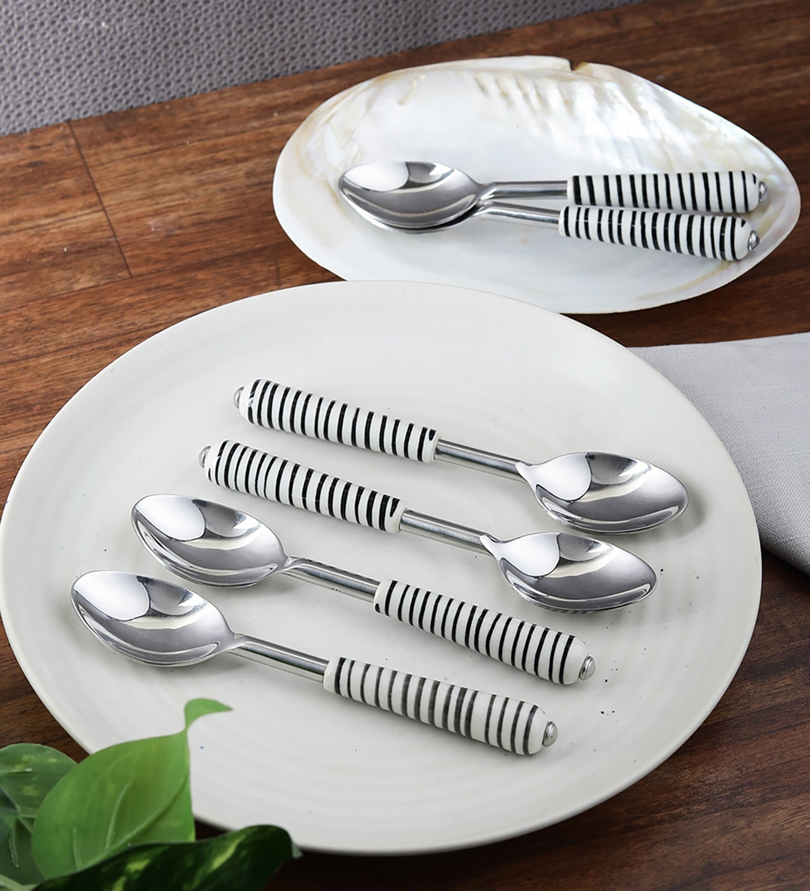 Buy Stainless Steel Handmade Spiral Spoons Set of 6 by VarEesha Online