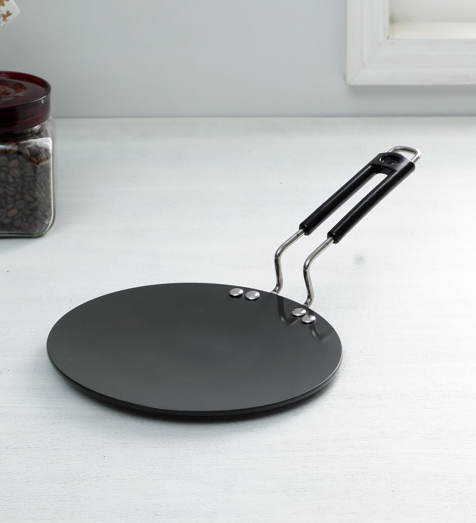 Black  Aluminium 4 Mm Rod Hard Anodized Non-Stick Chapati Tawa With Handle