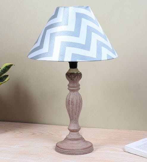 Hand Carved Classic Mangowood Table Lamp With Maze Print Satin Shade
