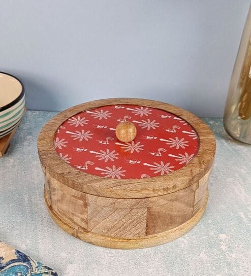 Hand-made Maroon Warli Enameled Lid Mango Wood Chapati Box