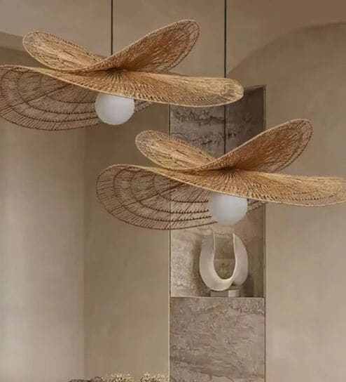 Handcrafted Rattan Leaf Pendant Lamp (Beige and Brown)