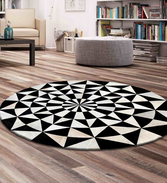 Buy Black Leather Geometrical 5 x 5 Feet Hand Woven Carpet by Dazzhome ...