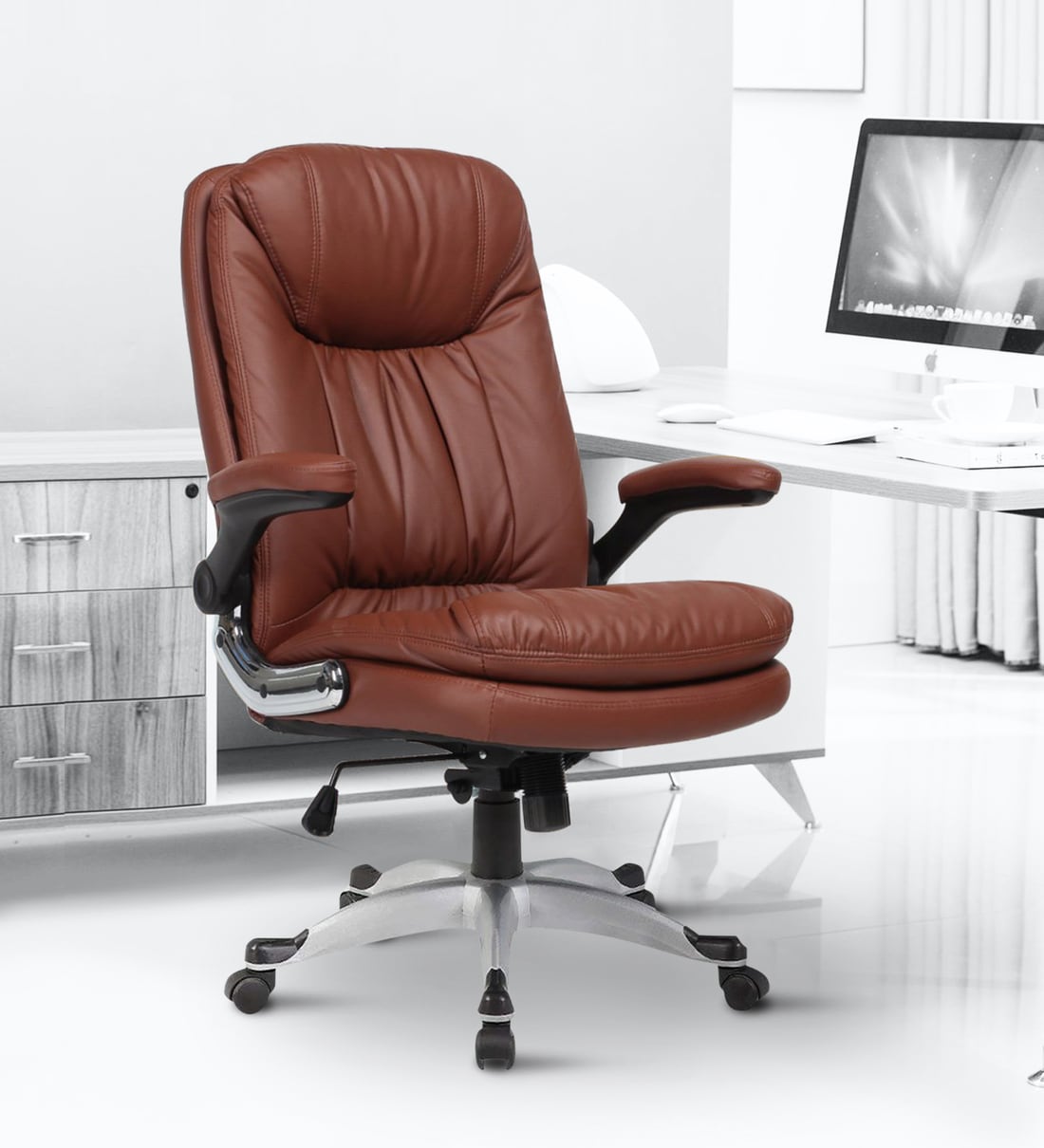 Herp Executive Chair in Brown Colour