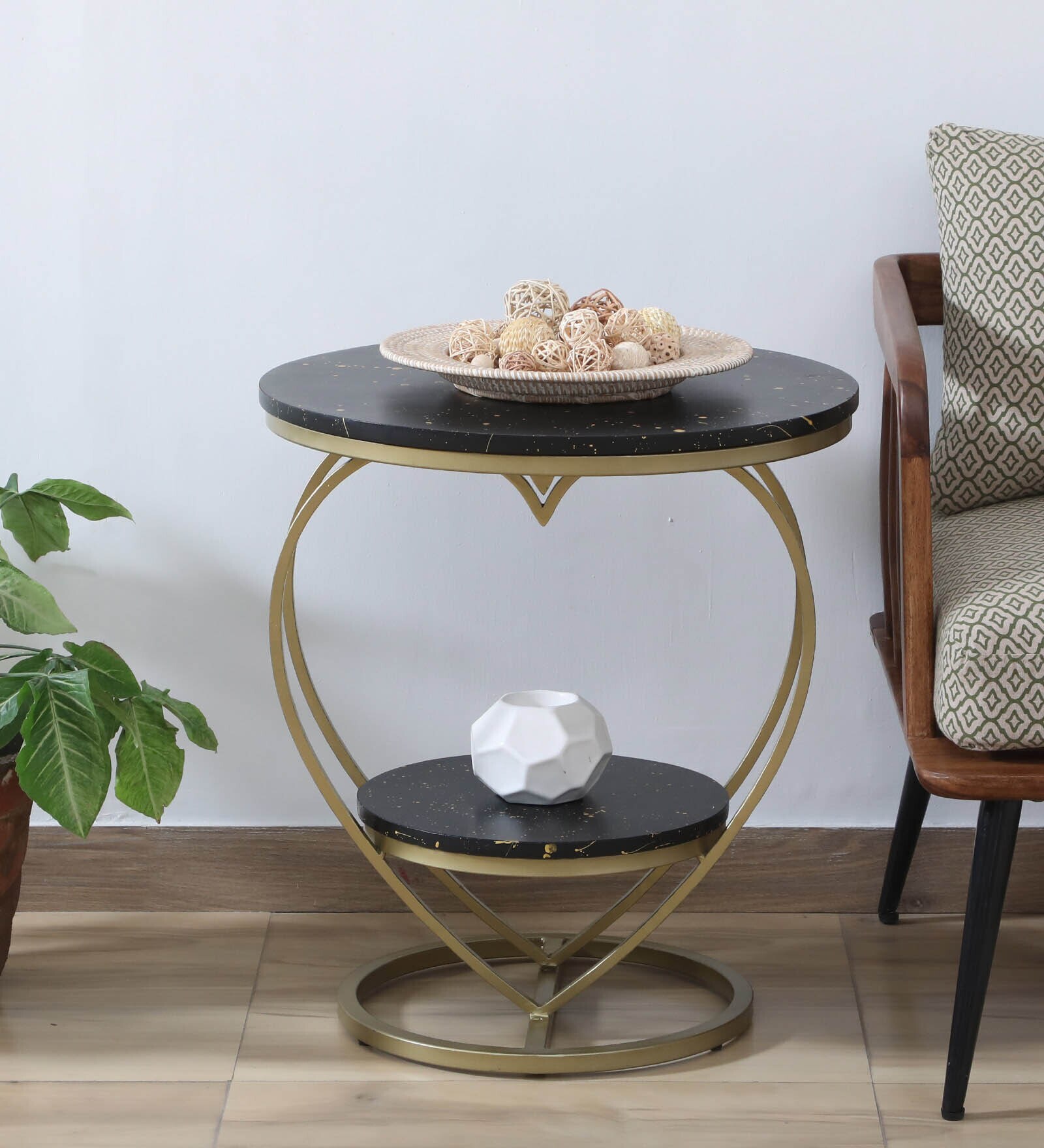 Heart Metal End Table In Black & Gold Finish