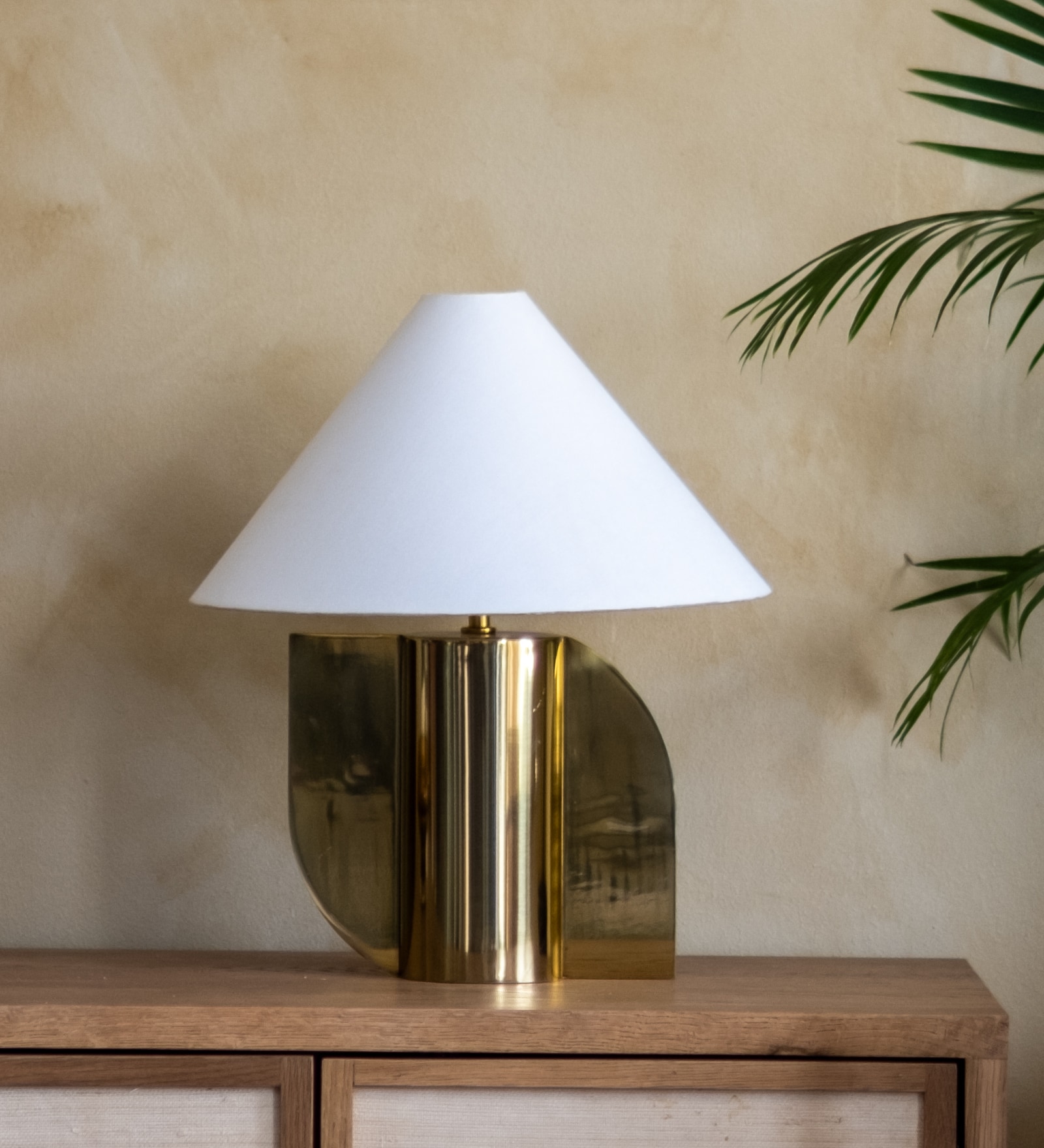 Helia Gold Table Lamp