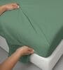 Hedge Green Solid 400 TC Cotton Super King Sized Bedsheet with 4 Pillow Covers