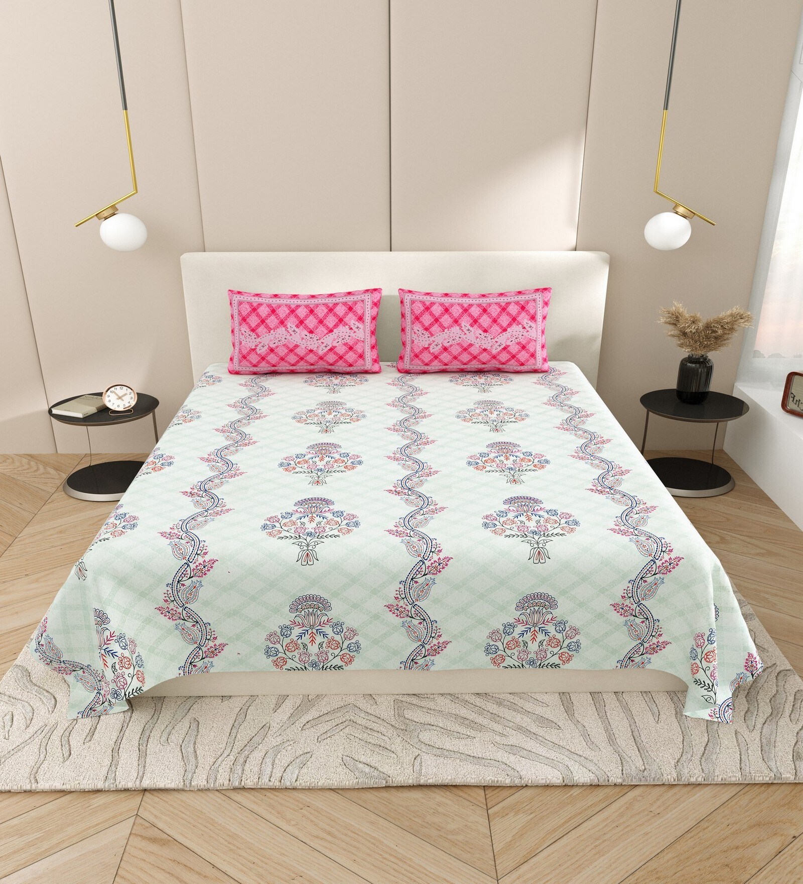 Blue Traditional print 144 TC Cotton King Size  Bedsheet With 2 Pillow Cover