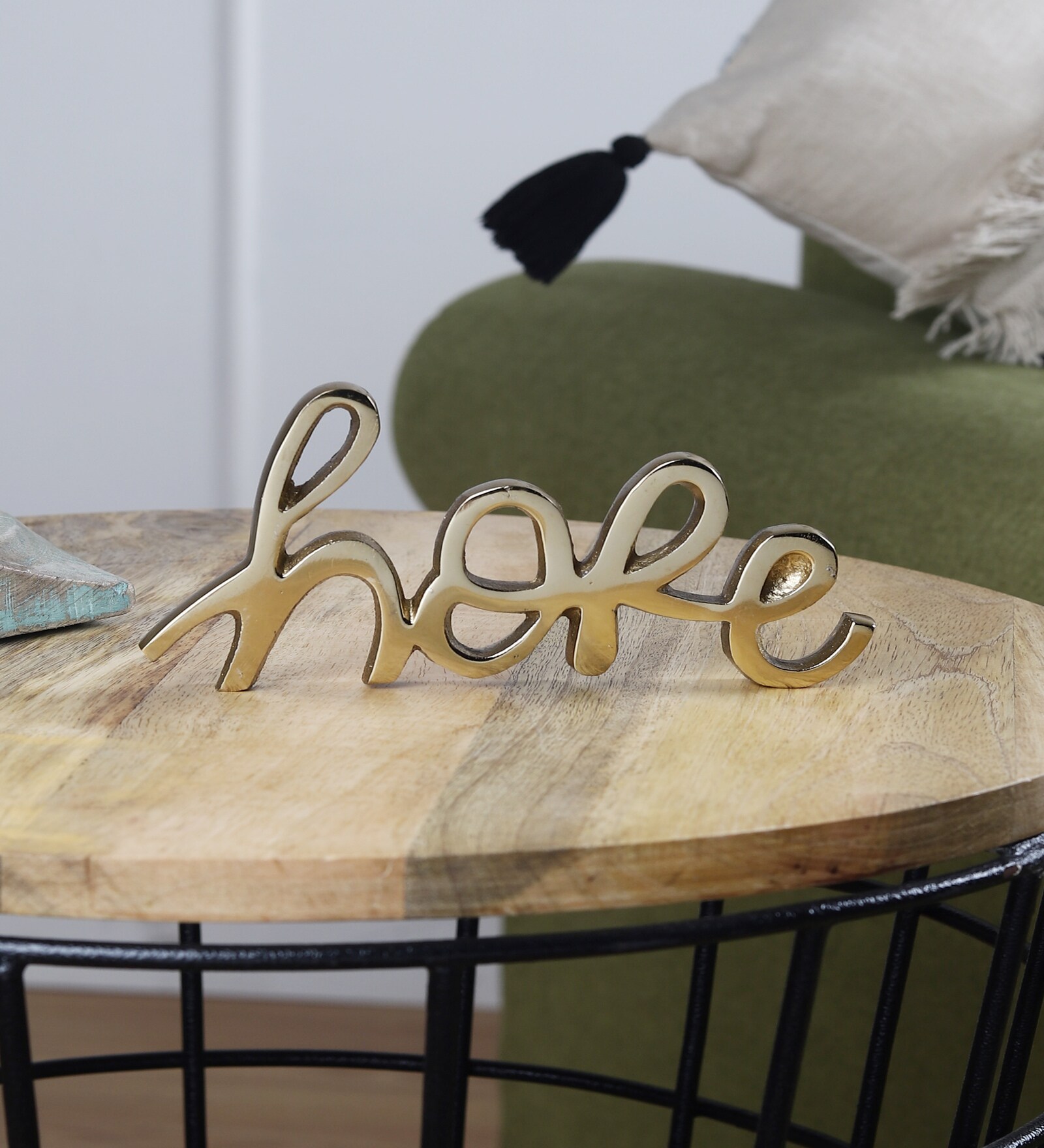 Hope Gold Aluminium Showpiece