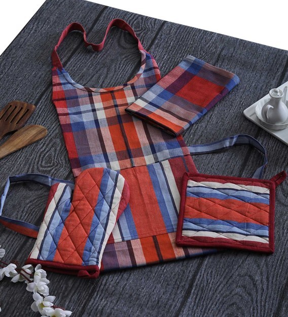 kitchenware aprons