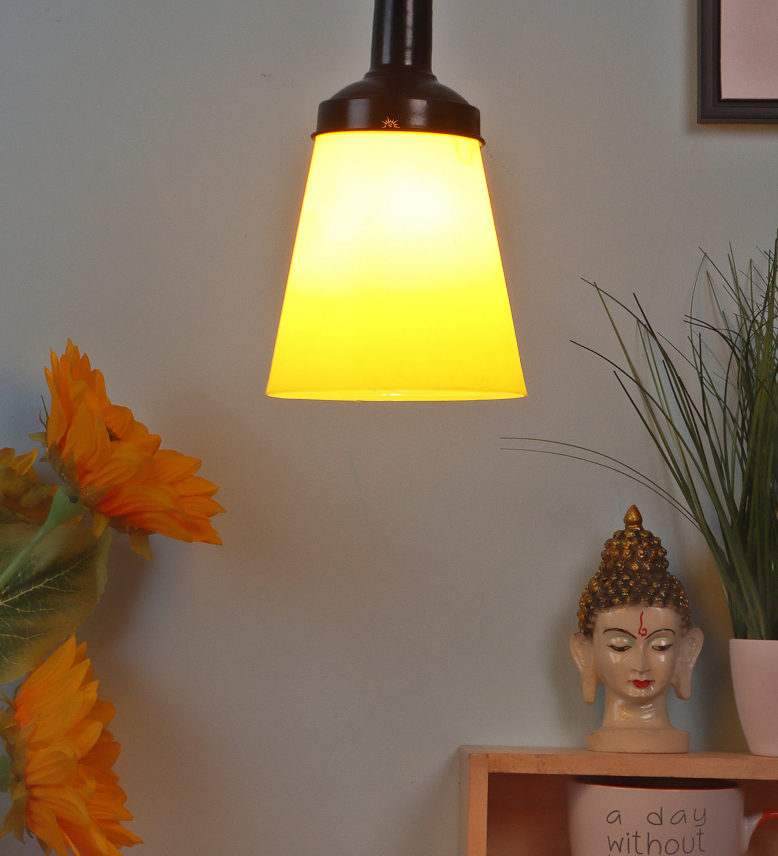 Vian Hsaka Black Iron Hanging Light