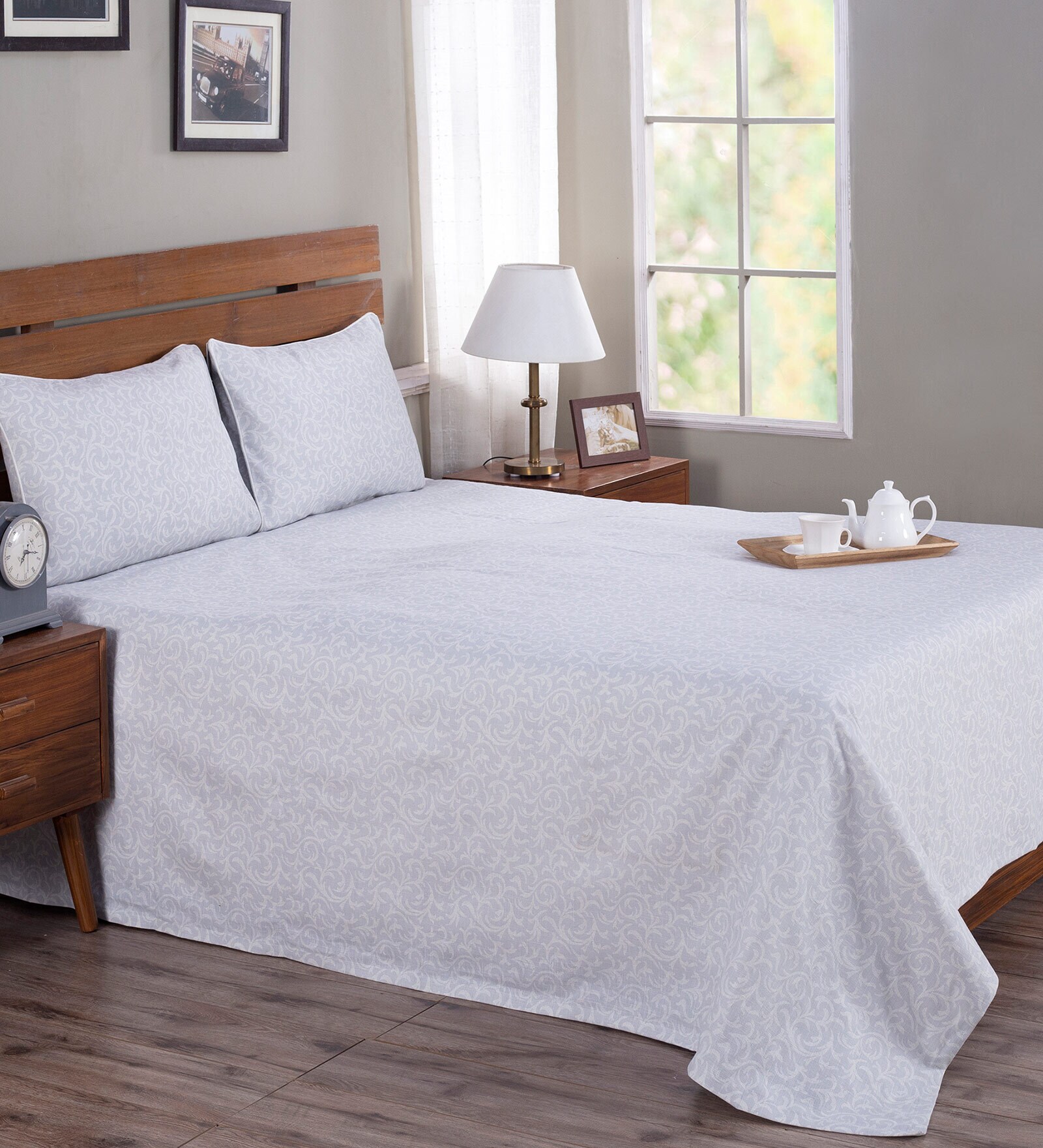 Grey Abstract 300 TC Cotton and Viscose Double Bed Cover with 2 Pillow Covers