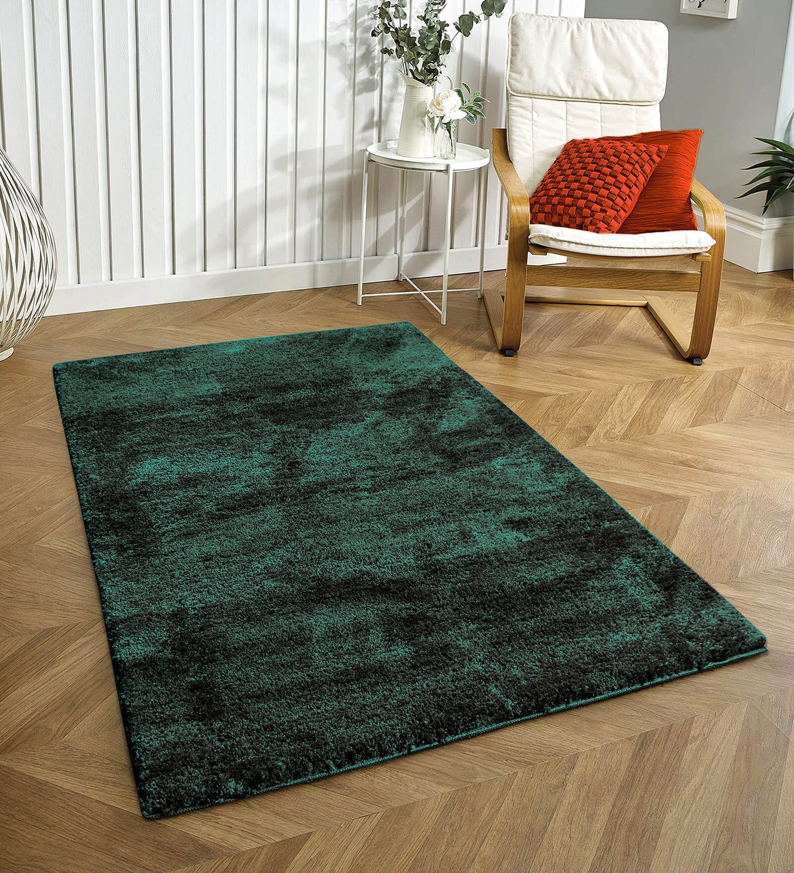 Hunter Green Solid Microfiber 6 X 7 Feet Tufted Carpet