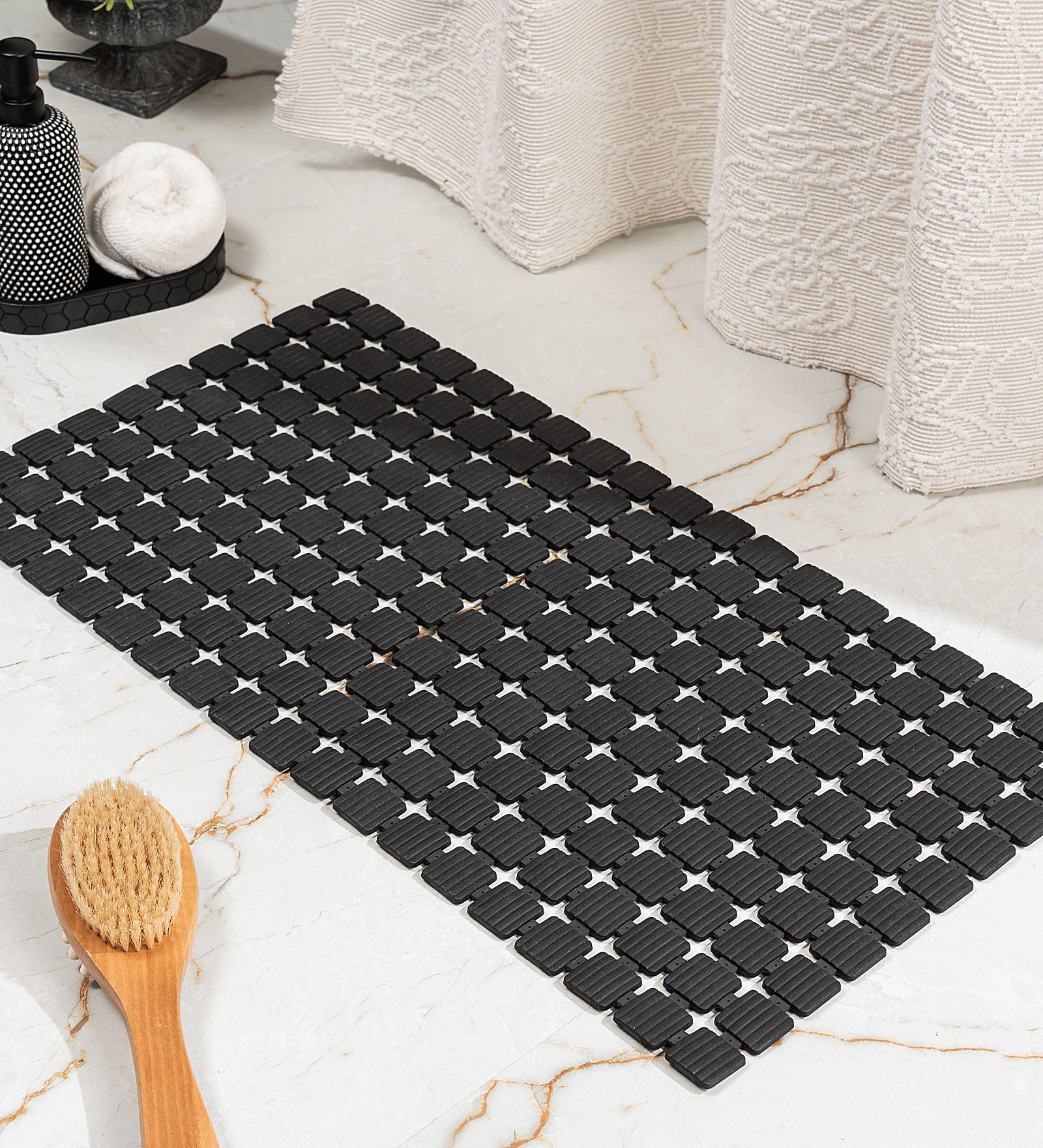 Hydra Black Anti-Slip Shower Mat 35 X 67 cm