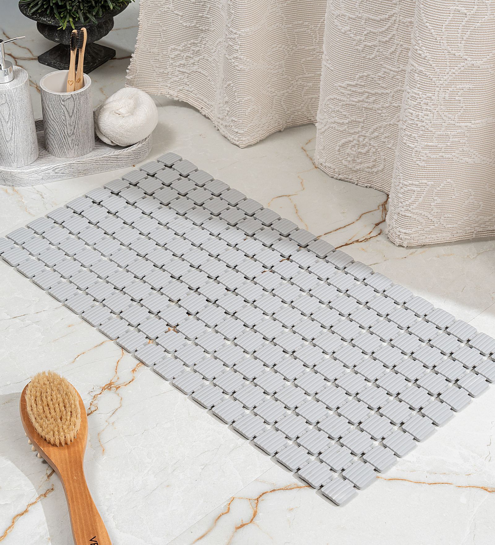 Hydra Light Grey Anti-Slip Shower Mat 35 X 67 cm