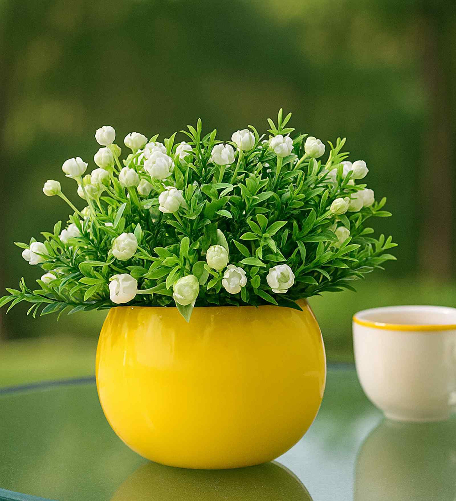 Set Of 2 White Plastic Italian Rose Bunch Artificial Plants