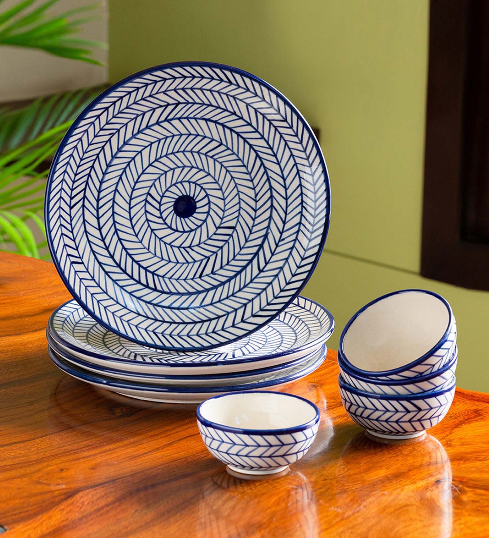 Indigo Chevron 8 Piece Ceramic Dinner Set